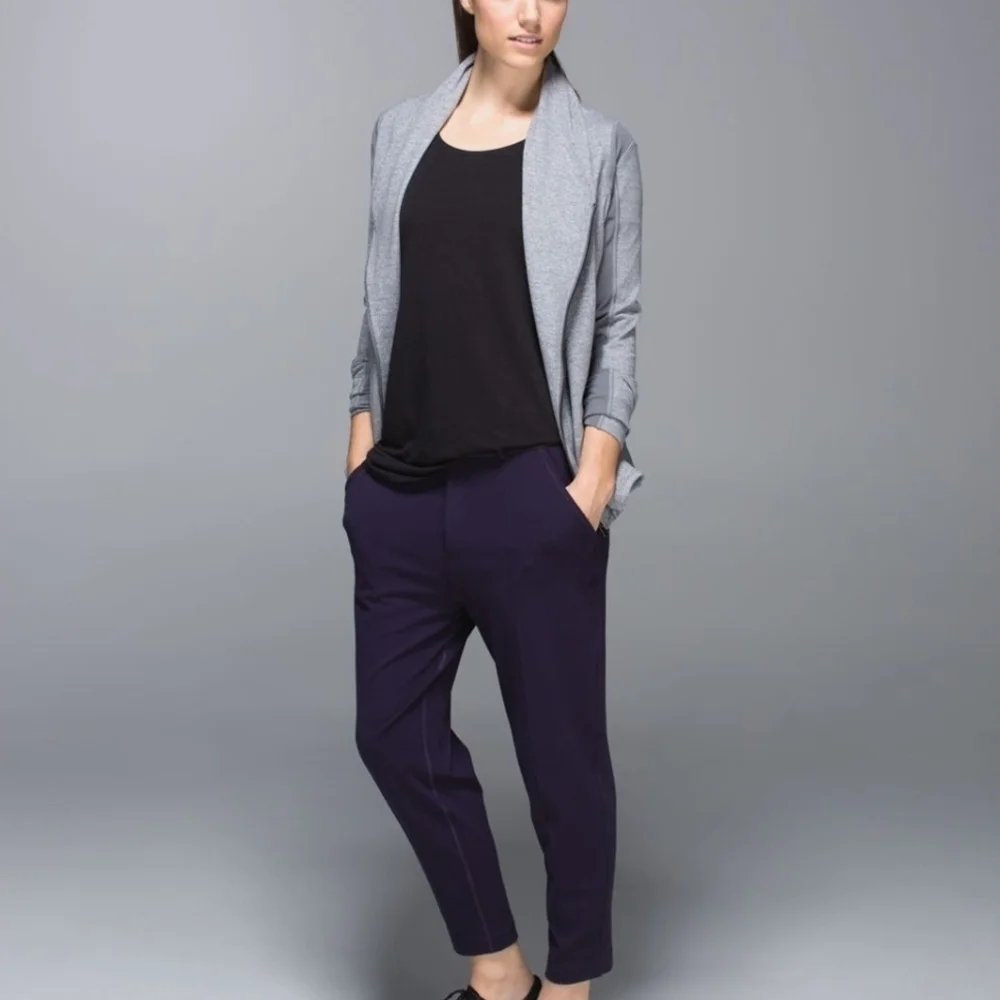 Rare Lululemon Exquisite Trouser CropShine Dot Black Grape W6E22S Wm Sz 8 2014
